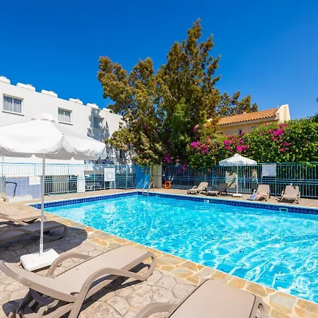 Apartment Pool View